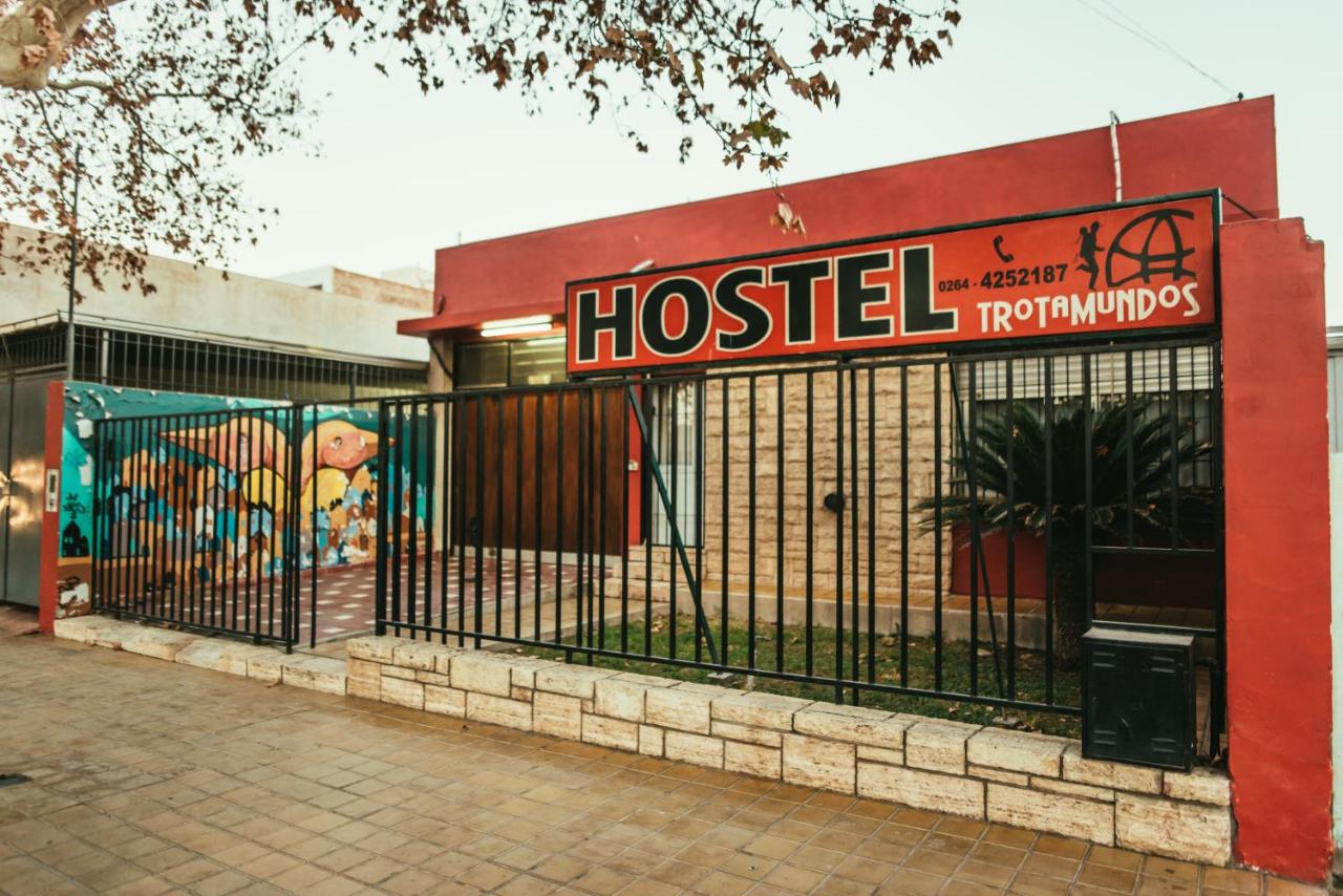 HOSTEL TROTAMUNDOS