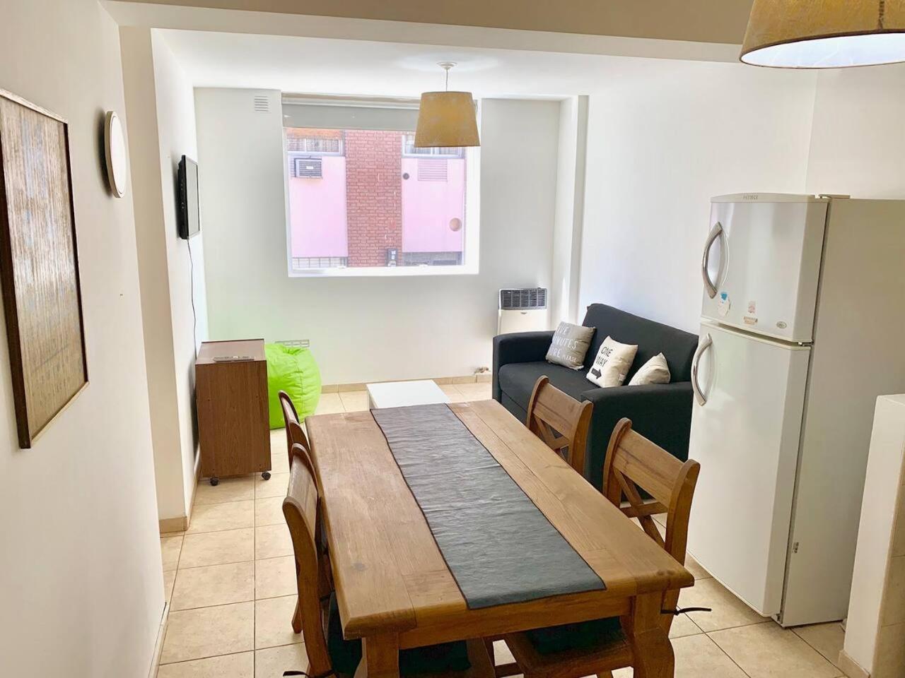 Depto de 1 dormitorio en Blvd. San Juan cerca de La Caada