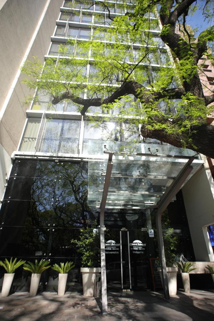 HOWARD JOHNSON - Hotel LA CAADA