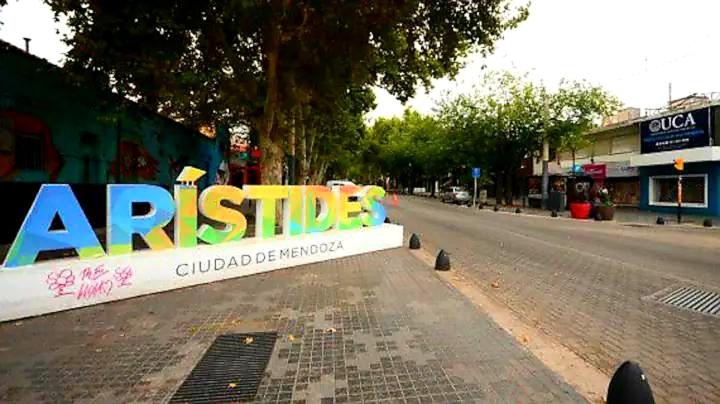 Apartamento en calle Ar�stides zona restaurantes y bares en capital Mendoza