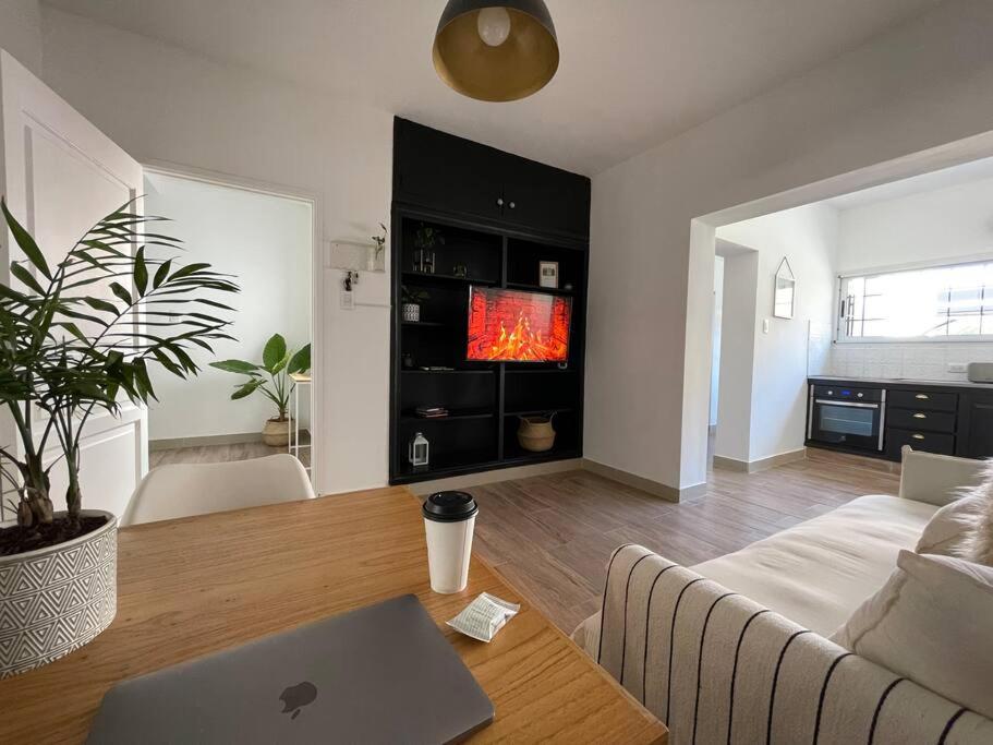 Peace, Love and Wine Apart Mendoza