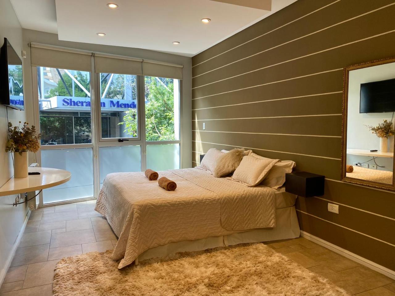 Chardonnay Apartment