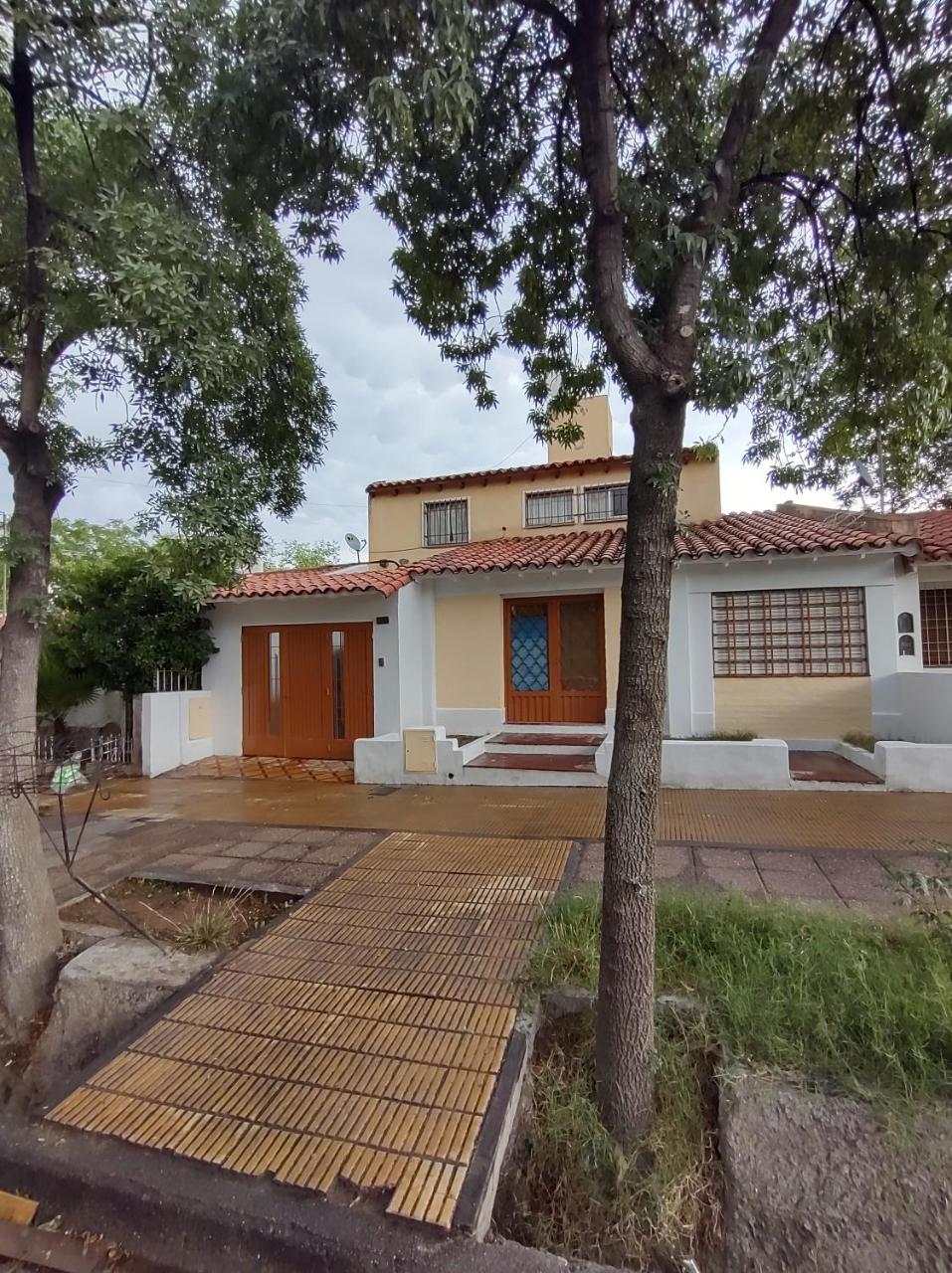 Casa Laprida