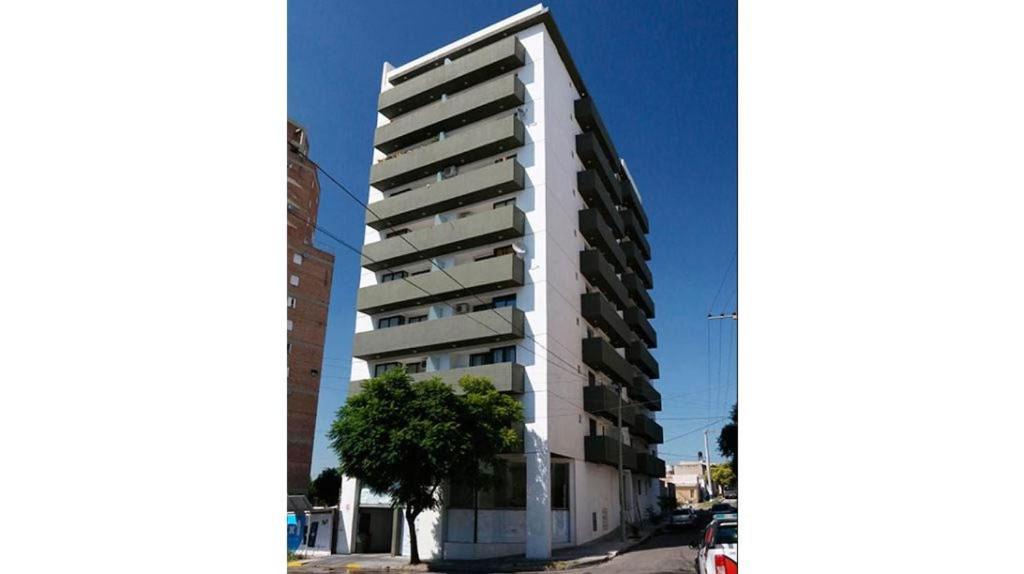 Departamento B Guemes con cochera