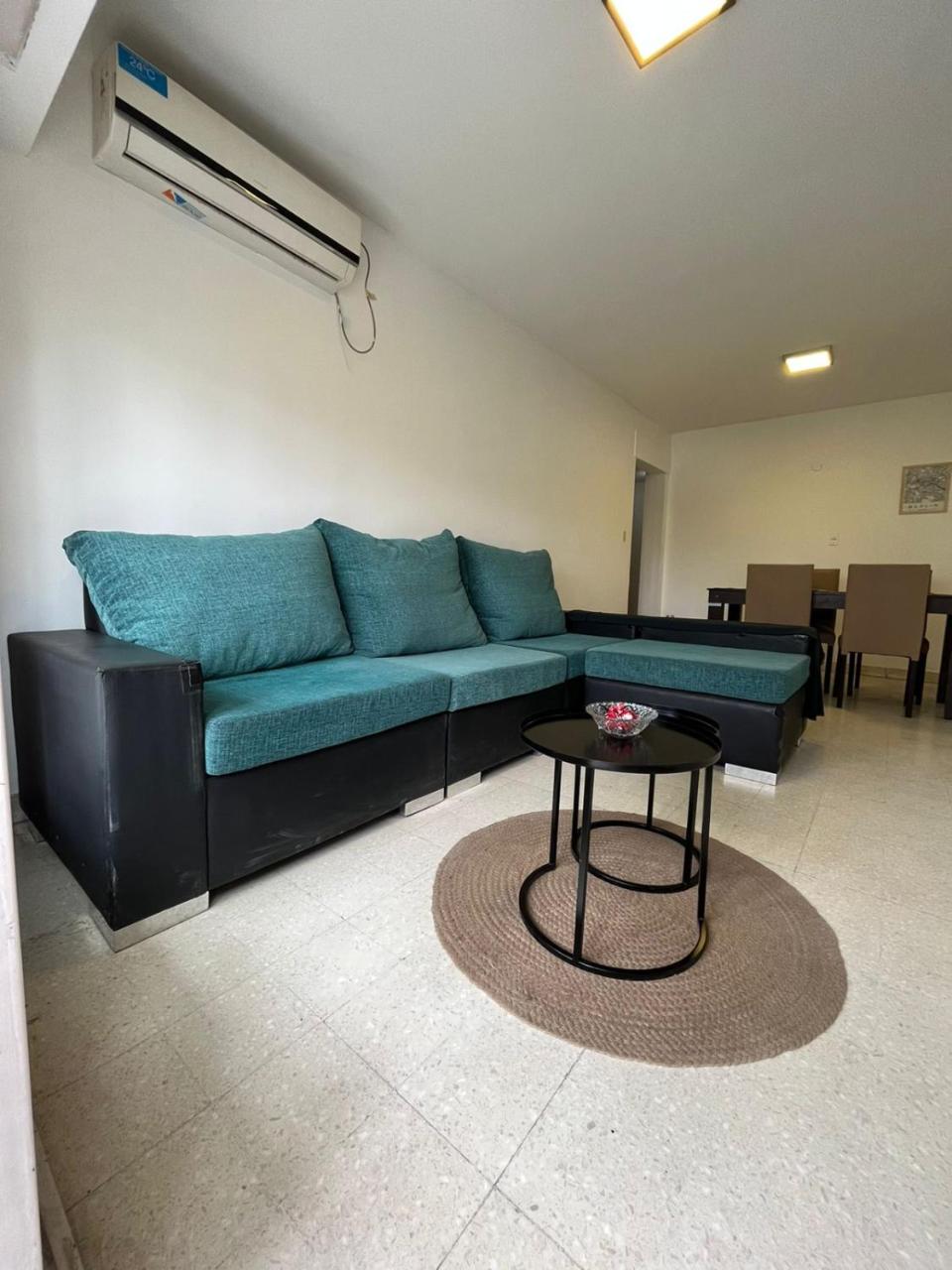 Departamento cntrico avenida