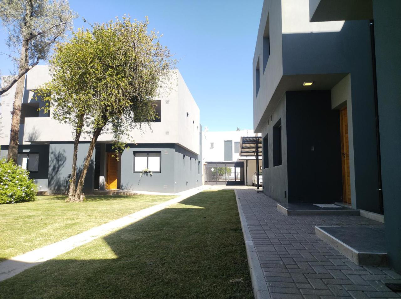 Complejo Claret Departamento B, Zona Norte