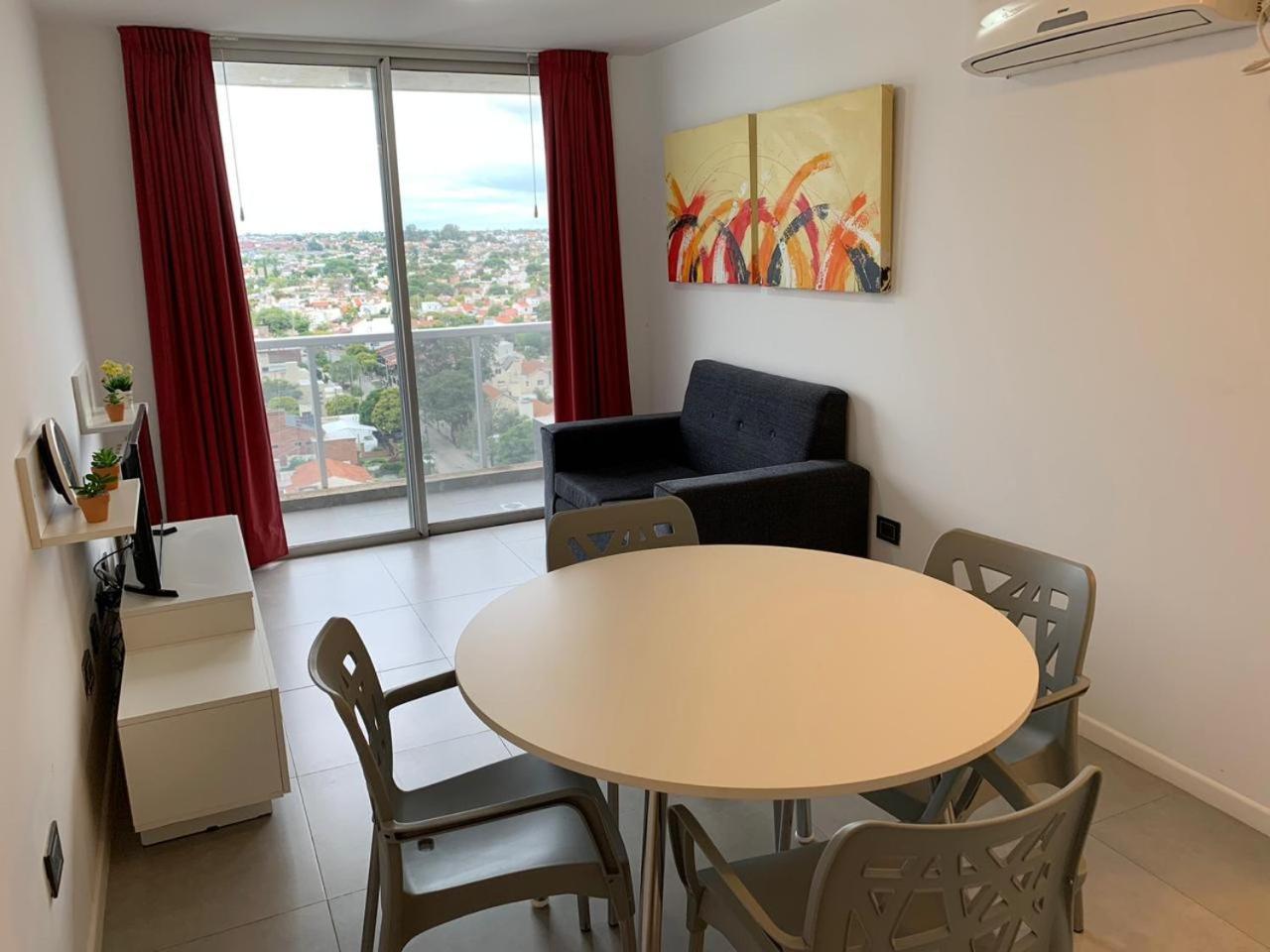 Opera - Departamento con balcon en Lujoso Condo