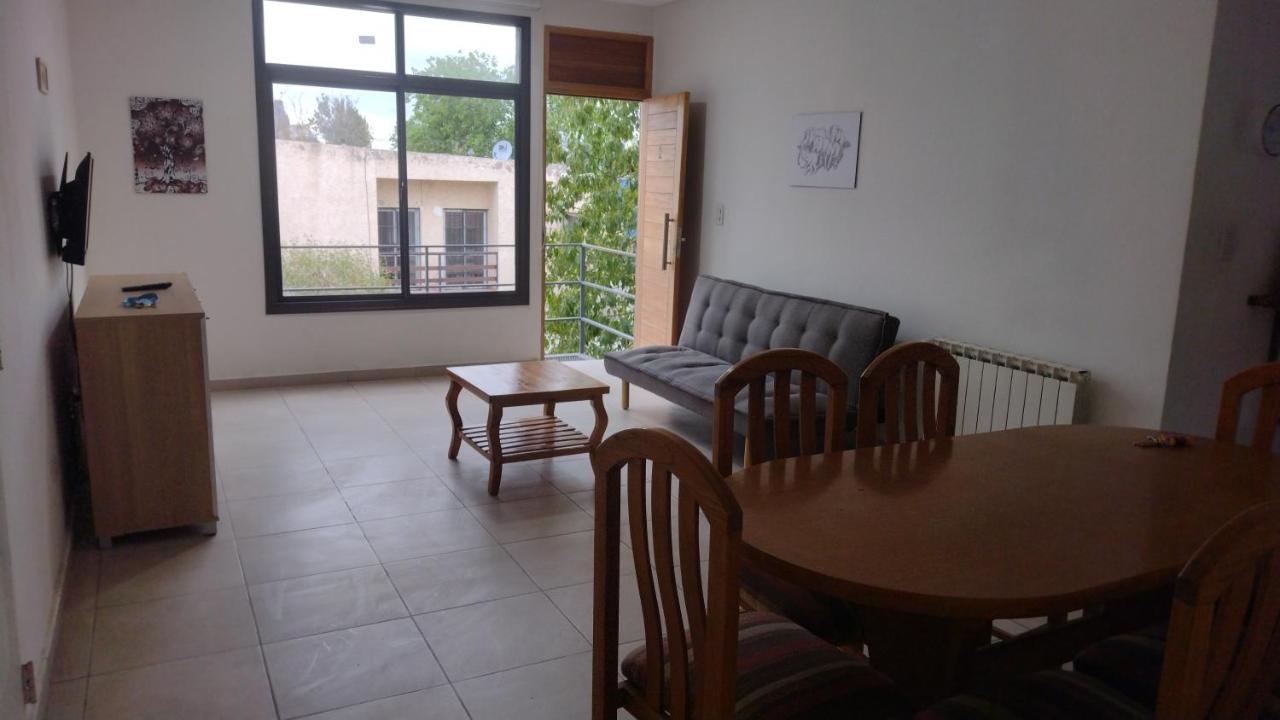 P2 Acogedor dpto a metros de calle Ar�stides MZA