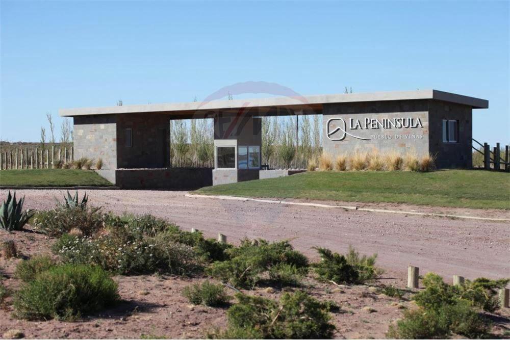Lago Marimenuco: La peninsula