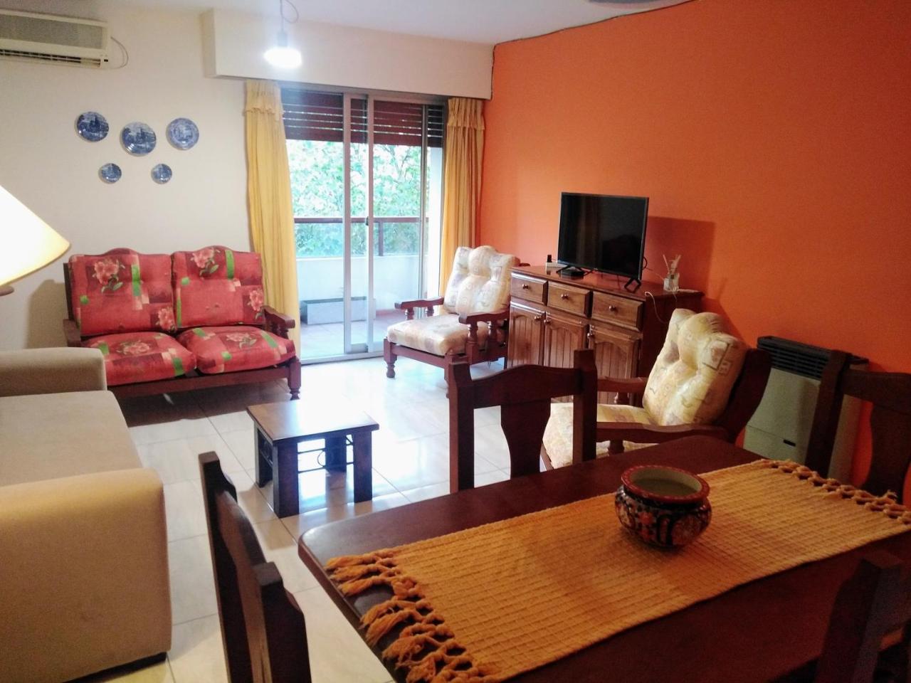Amplio departamento en Nueva Cordoba - Bv Chacabuco