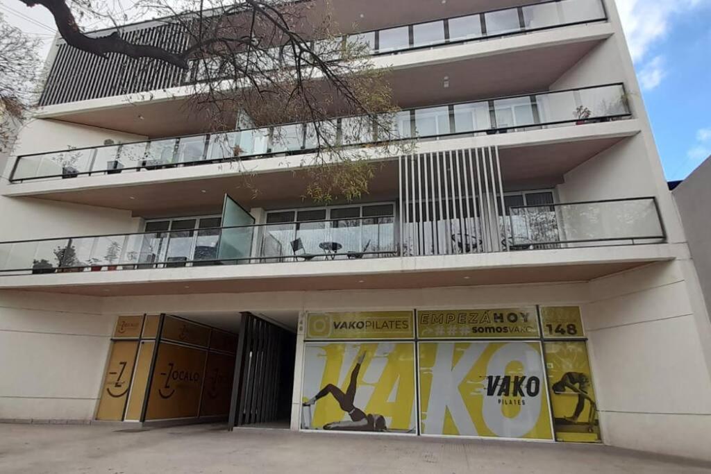 Excelente departamento muy bien ubicado