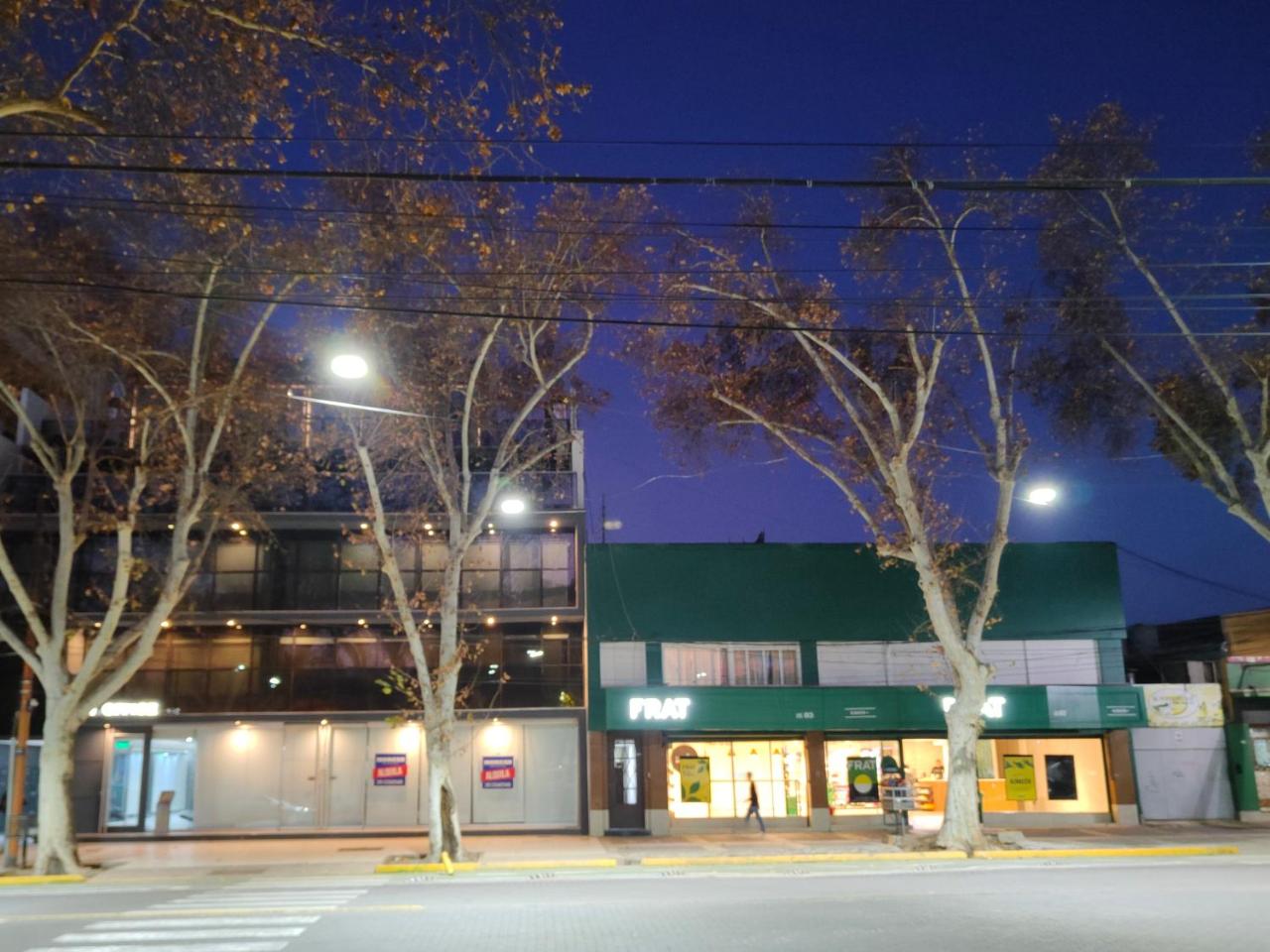 Departamento con 2 habitaciones y patio en el centro de Mendoza