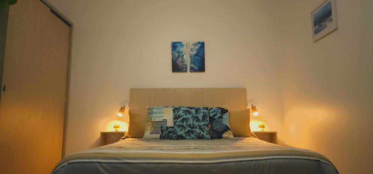 Fresh Studio Apartment near Colon Street in downtown