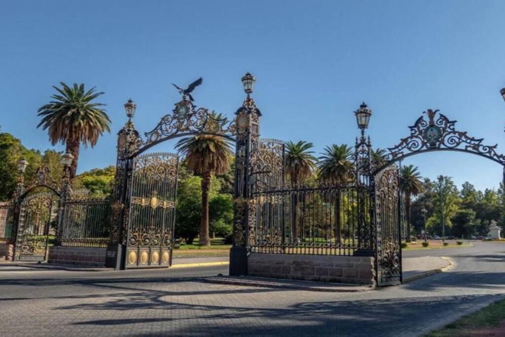 Acogedor apartamento en la mejor ubicaci�n de Mendoza.