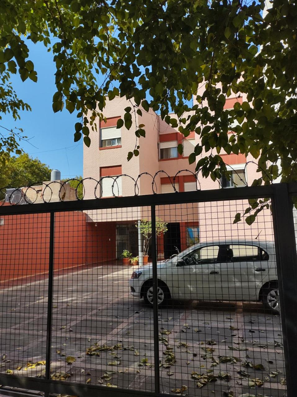 Departamento C�ntrico Ciudad Mendoza Belgrano y Aristides con cochera