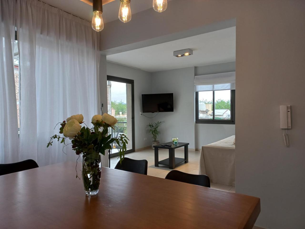 Live 2 Mendoza Nuevo, amplio, parking, cerca de todo