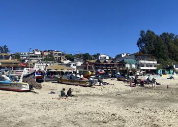 Visitar la playa Caleta Horc�n. Que hacer en Puchuncavi