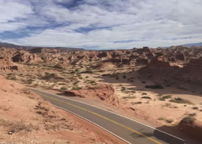 El pueblo del NOA que tienen que conocer los amantes del buen vino y la naturaleza y queda a 3 horas de Salta