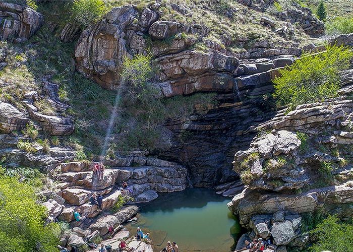 Logotipo del comercio Fuente Del Bautismo - Qu� hacer en Villa Ventana