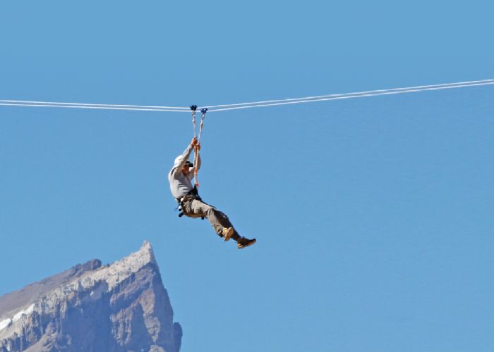 Tirolesa, escalada, rapel y puente comando - Qu� hacer en Valle de las Le�as