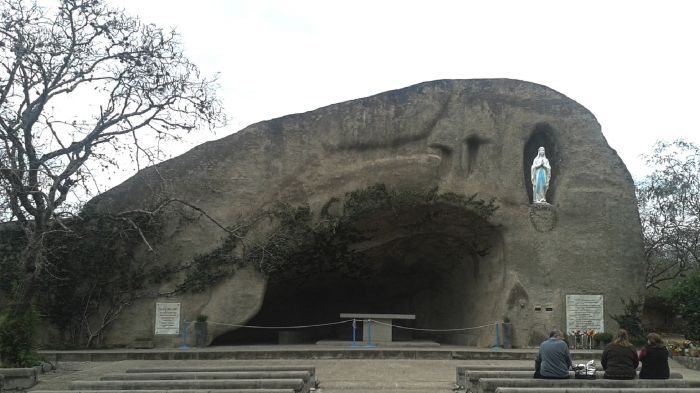 Gruta de la Virgen de Lourdes - Qu� hacer en San Pedro de Colalao