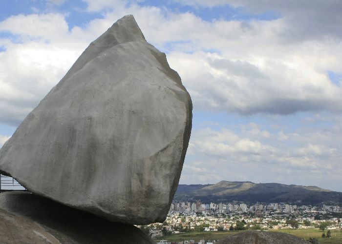 La Piedra Movediza - Qu� hacer en Tandil