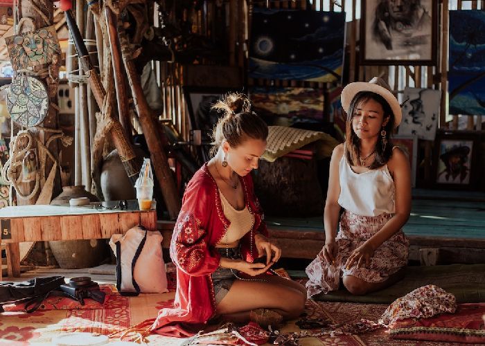 Artesan�as y antig�edades - Qu� hacer en Carlos Keen