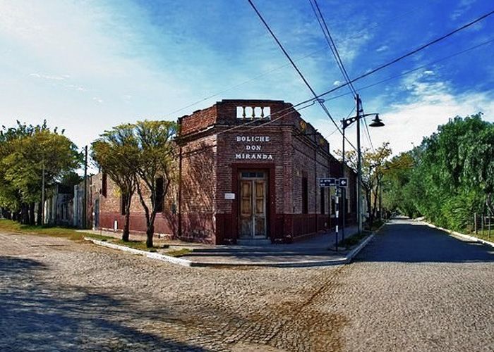 Calle angosta - Qu� hacer en Villa Mercedes