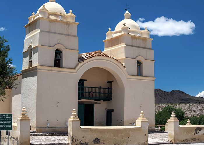 Iglesia San Pedro Nolasco - Qu� hacer en Molinos