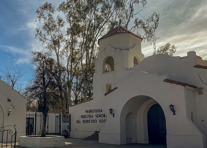 Parroquia Nuestra Se�ora del Perpetuo Socorro - Qu� hacer en Luj�n de Cuyo