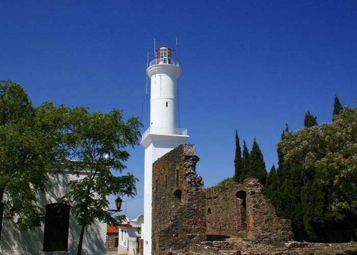 Visitar el Faro - Qu� hacer en Colonia del Sacramento
