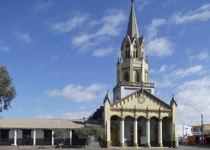 Visitar la  Iglesia San Vicente de Paul - Qu� hacer en Caldera