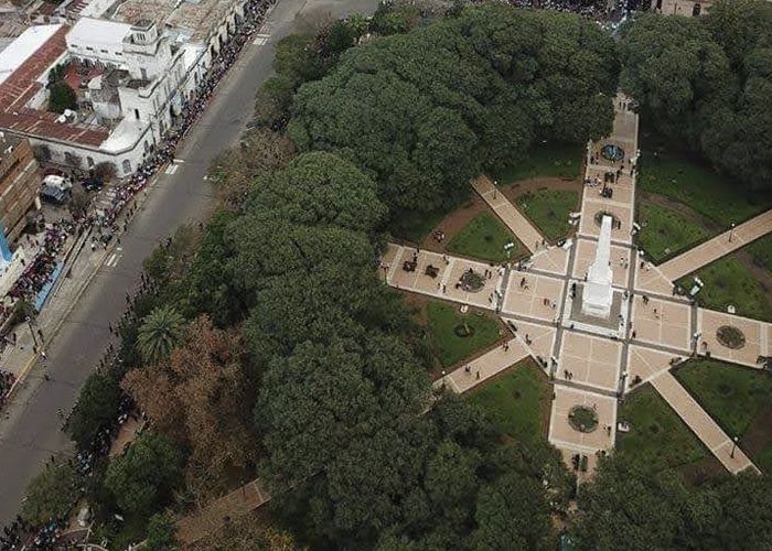 Plaza Gral. RAMIREZ - Qu� hacer en Concepci�n del Uruguay