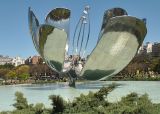 Floralis Gen�rica. Que hacer en Buenos Aires